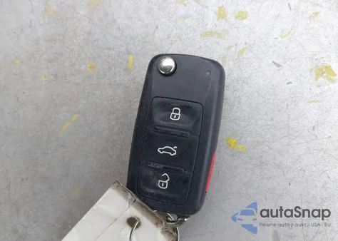 2017 Volkswagen Tiguan 2.0T/2.0T S from USA, damaged, VIN WVGAV7AX4HK011010